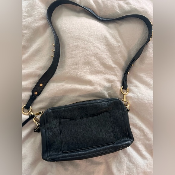 Marc Jacobs Black and Gold Crossbody camera bag - Picture 2 of 12